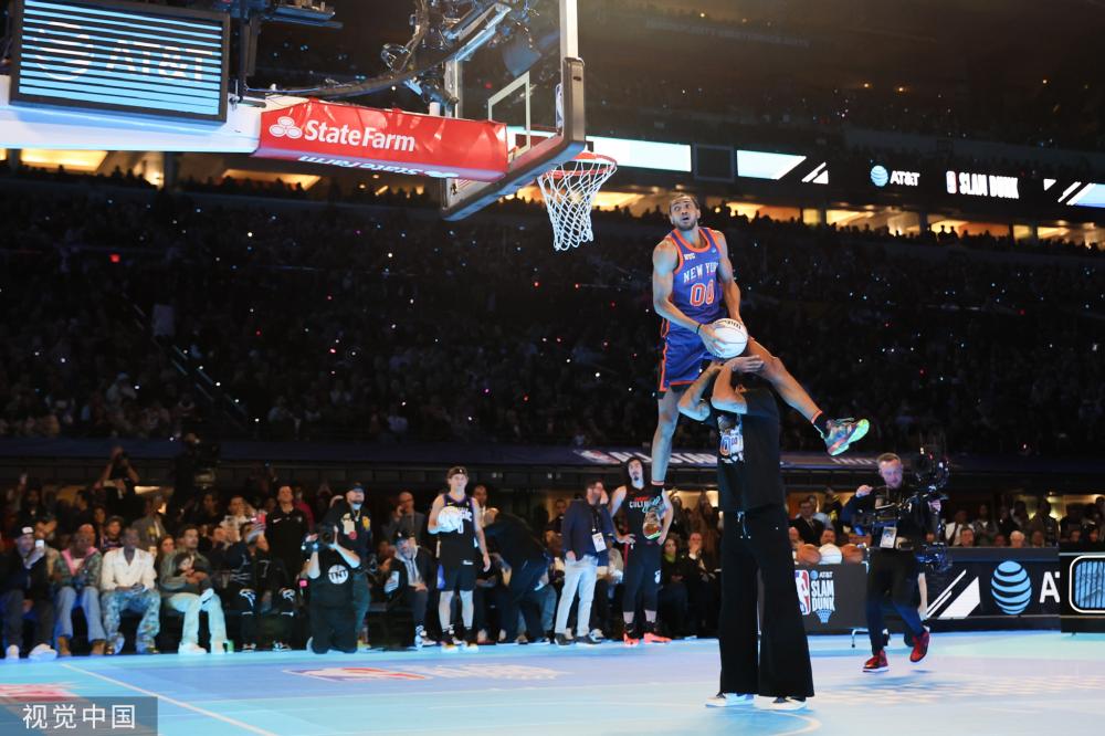 面对强大的 面对强大的