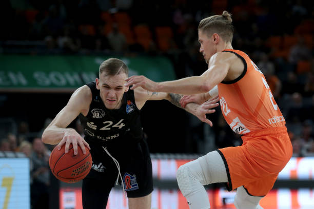 的爆发力进 的爆发力进