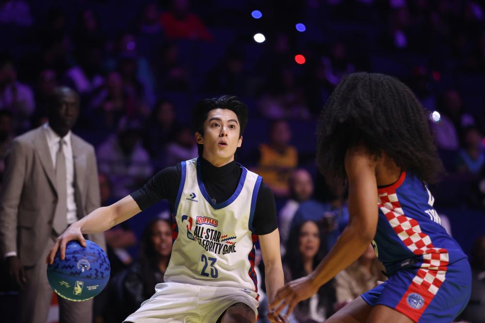 在中期控场 在中期控场